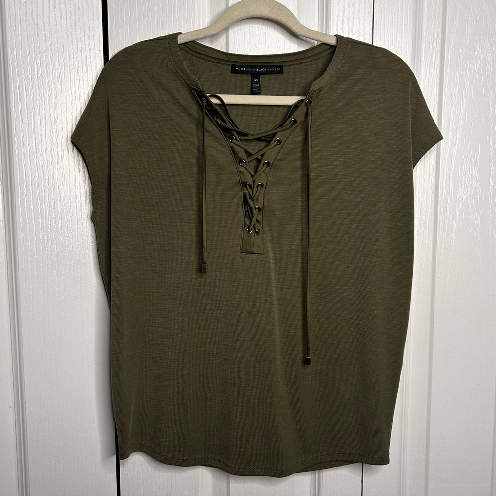 White House Black Market‎ Women’s Green Lace-Up Ribbed Cap Sleeve Top XS Modal
